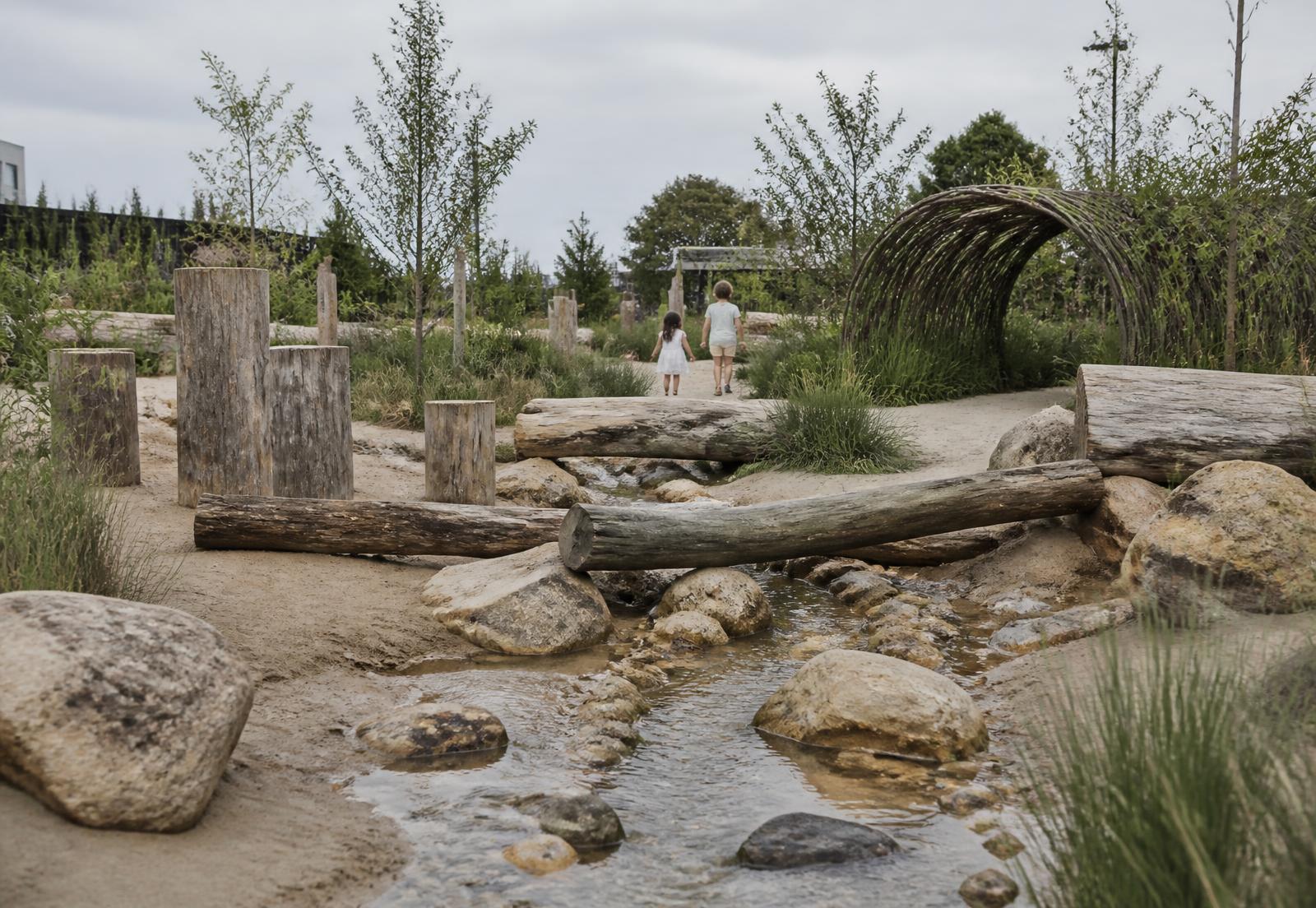 A Landscape That Plays Back